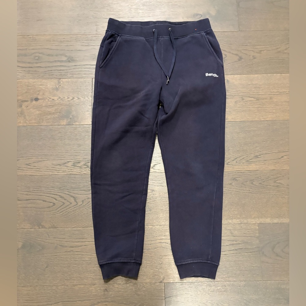 Bench men’s baby joggers sz medium excellent cond ret $125